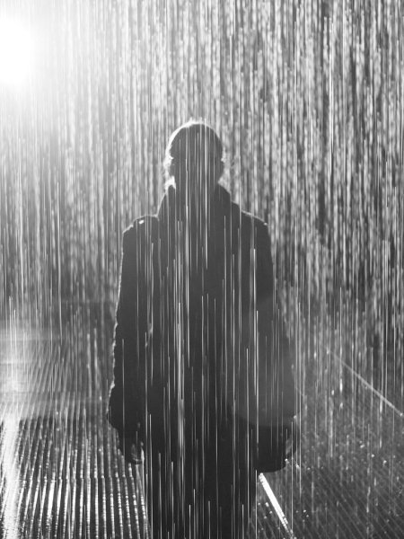 Мужчина дождь