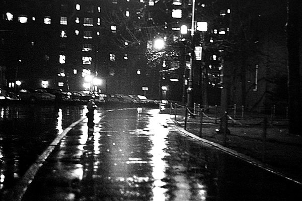 Под дождём ночью