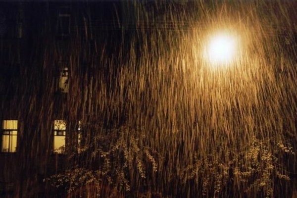 Сильный дождь ночью