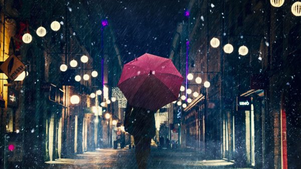 Дождь в городе ночью