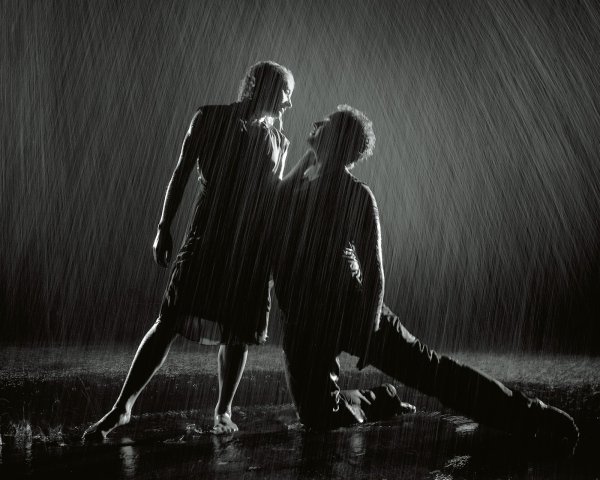Танцующие под дождем
