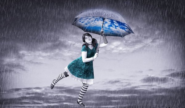Девочка под дождем