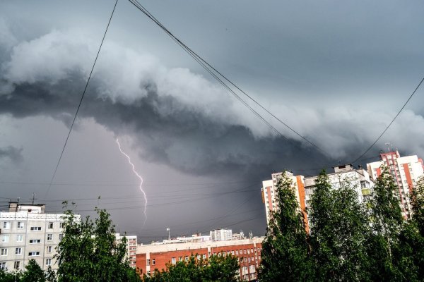 На Татарстан надвигаются сильный ветер и гроза