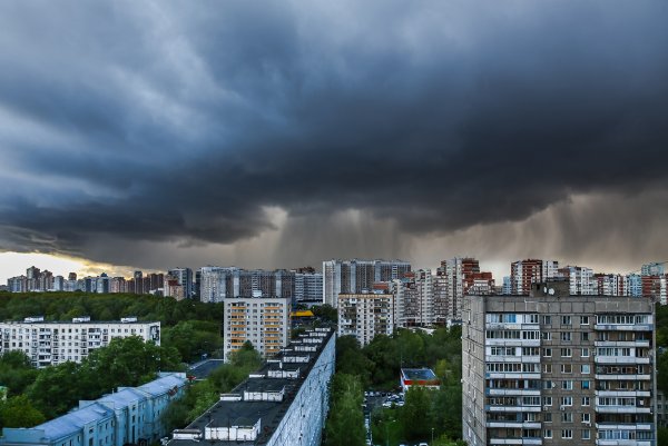 Сегодняшняя гроза в Москве