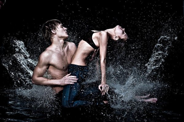 Фотосессия под дождем в студии