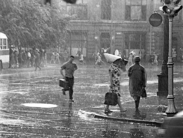 Старая Москва дождь