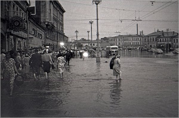 Москва и москвичи на фотографиях Виталия Гуменюка