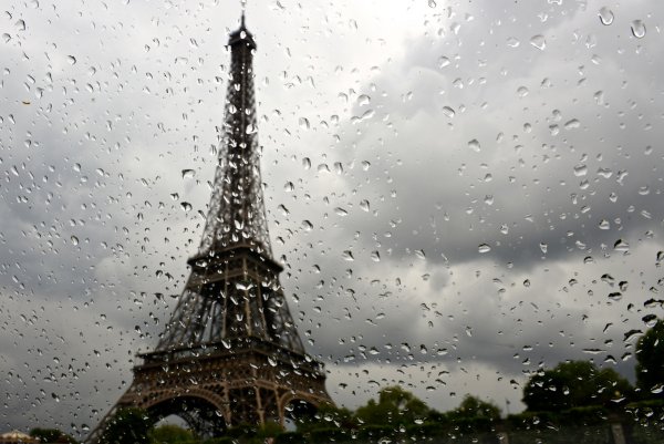 Дождливый Париж