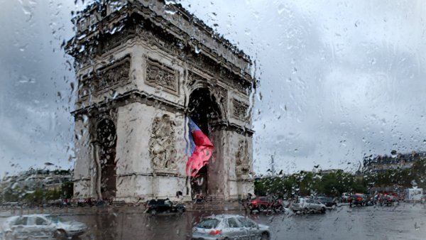 Франция дождь