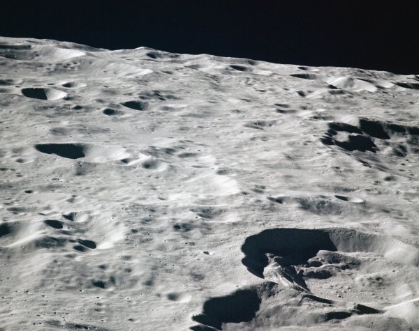 Apollo 16