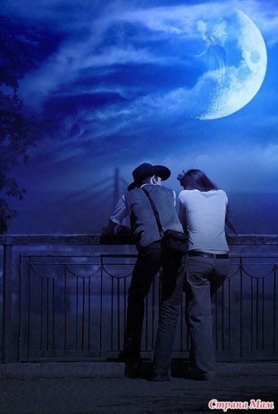 Влюбленные под луной
