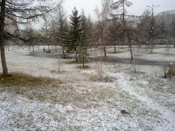 Снег в конце апреля