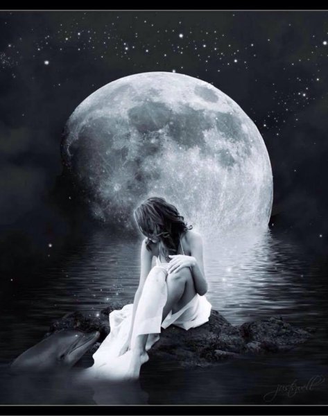 Лунная девушка