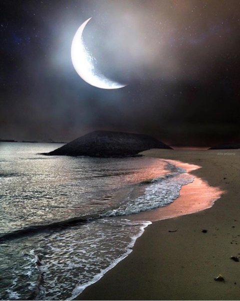 Луна полумесяц