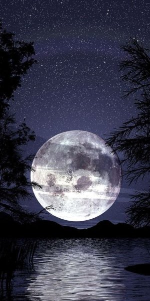 Ночная Луна