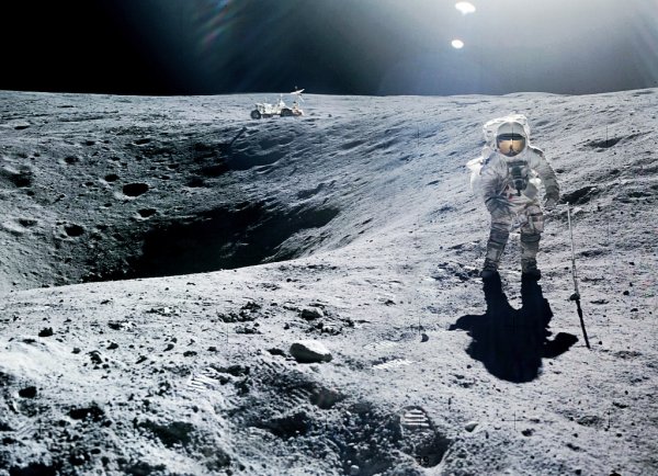 Человек на Луне