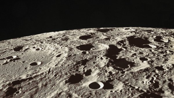 Поверхность Луны для детей