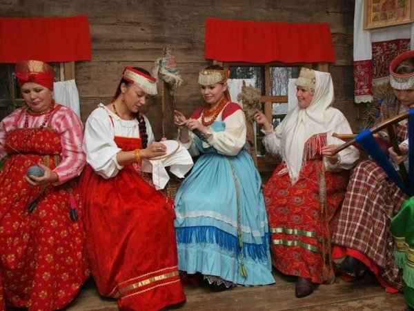 Фольклорный праздник Деревенские посиделки