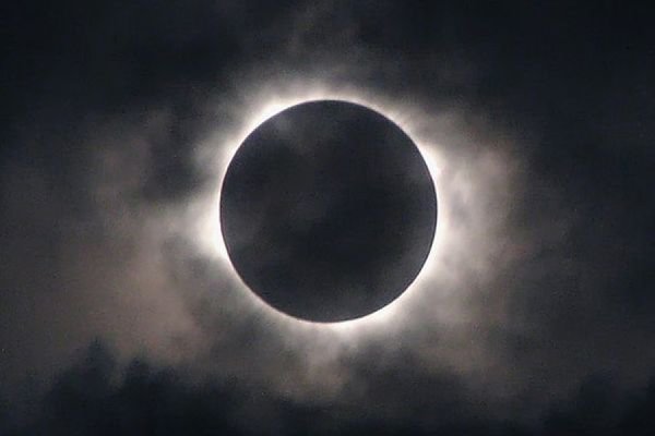 Полутеневое лунное затмение