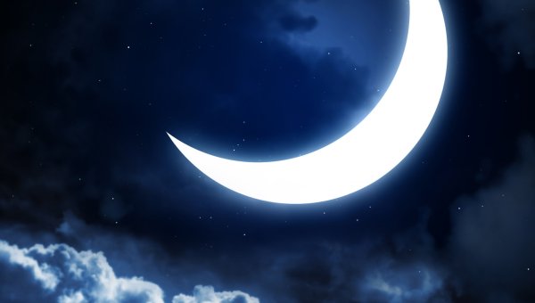 Крутой месяц