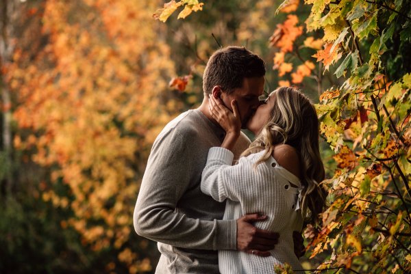 Влюбленные осенью