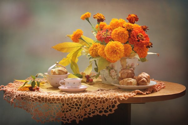 Осенний букет и чай