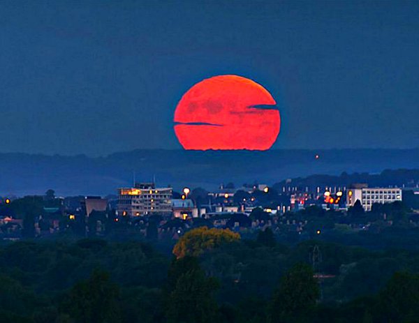 Красная Луна