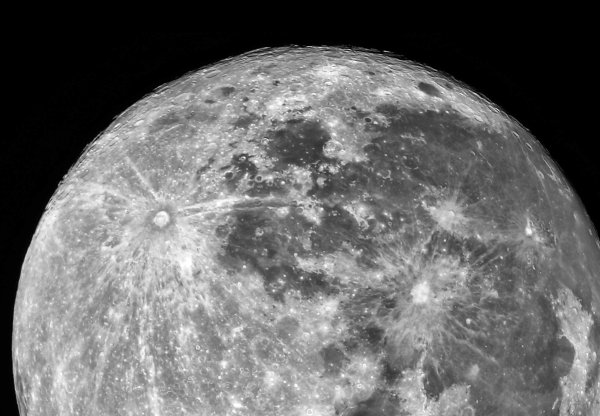 Снимки Луны со спутника
