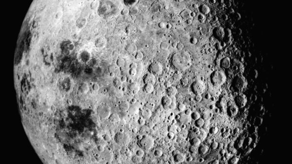 Снимки Луны со всех сторон