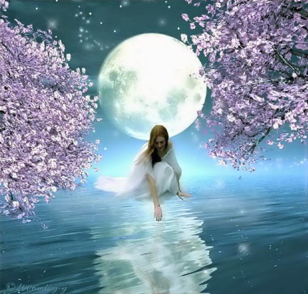 Женщина Луна