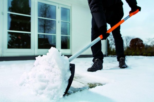 Уборка снега