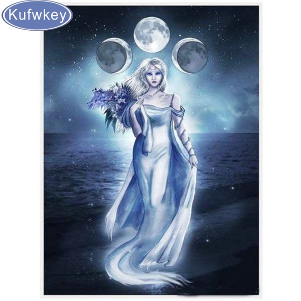 Лунная богиня Селена Диана