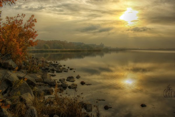 Осенний рассвет