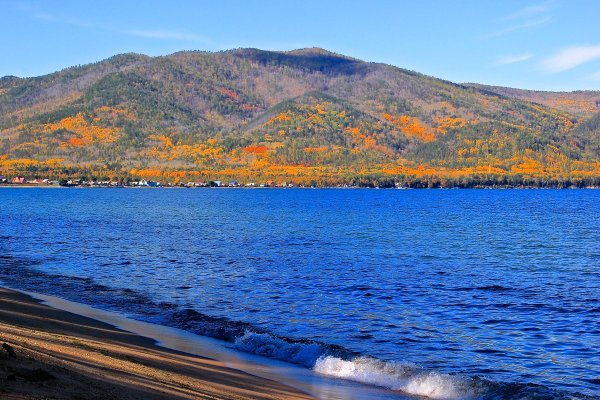 Озеро Байкал осенью