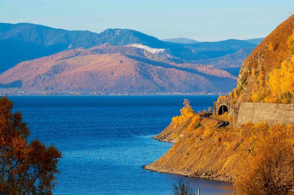 КБЖД Байкал осенью