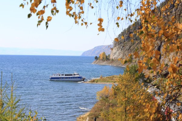Листвянка Байкал осенью