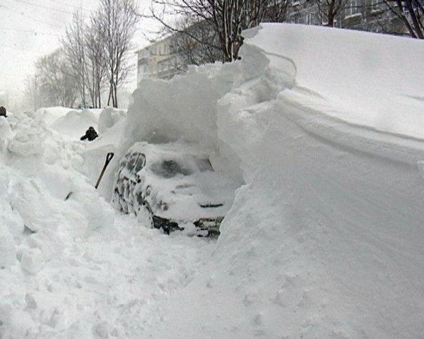 Снег в Петропавловске-Камчатском