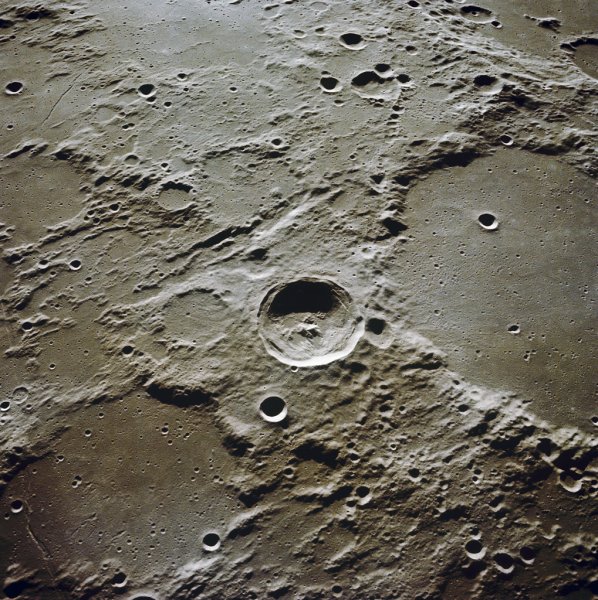 Птолемей (лунный кратер)