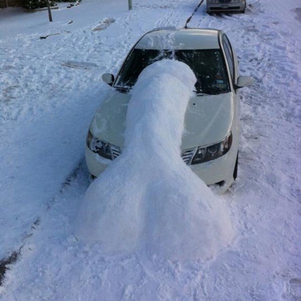 Очень много снега прикол