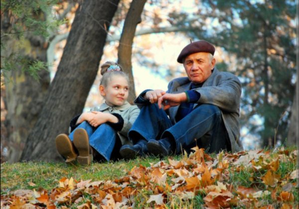 Старик и внук