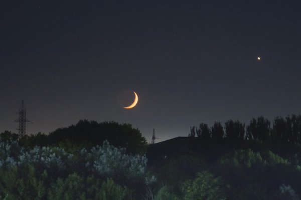 Луна и Венера