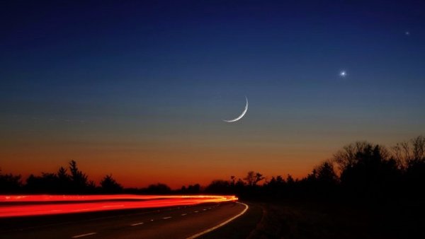 Луна солнце Венера