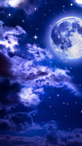 Луна на небе