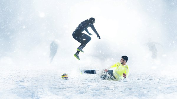 Футбол на снегу