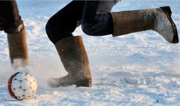 Футбол в валенках