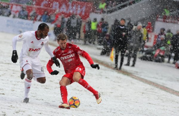 Футболисты зимой