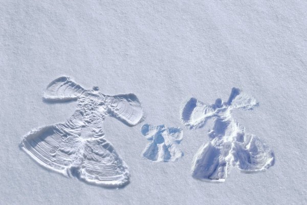 Ангелочки на снегу