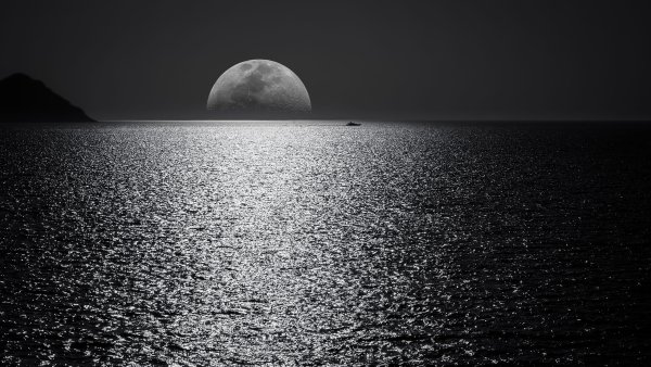 Лунный пейзаж