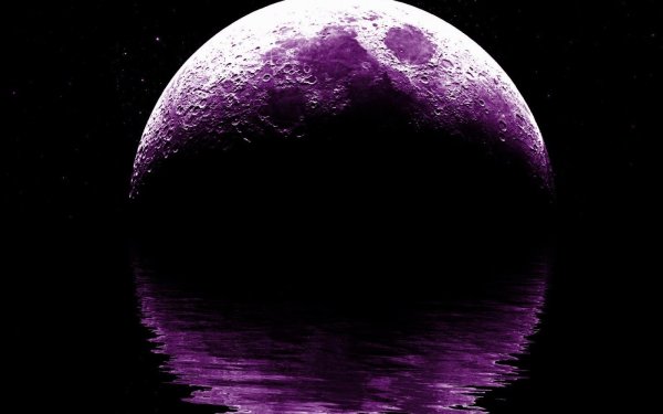 Фиолетовая Луна