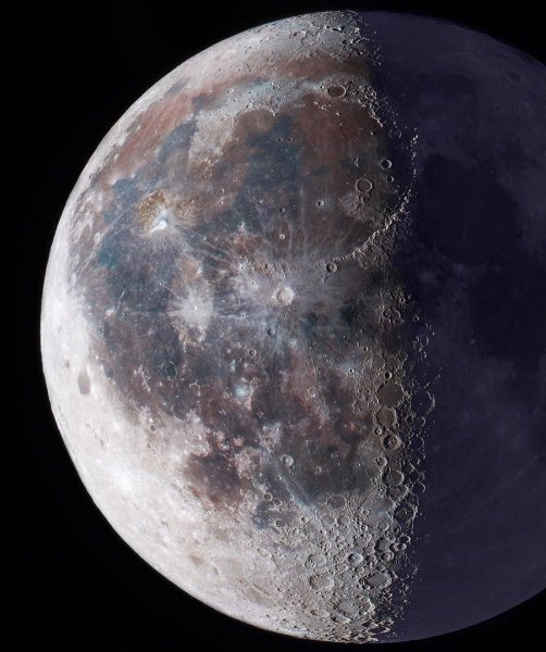 Луна вид из космоса